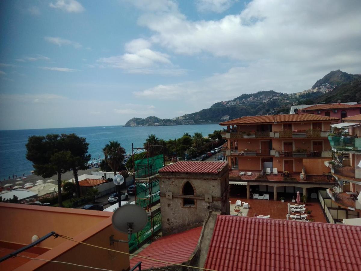 Vacanza Taormina Mare Mazzeo Luaran gambar