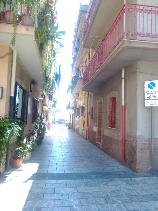 Vacanza Taormina Mare Mazzeo Luaran gambar
