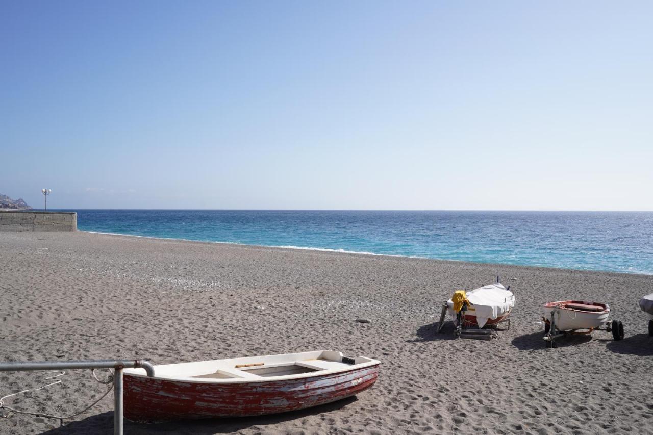 Vacanza Taormina Mare Mazzeo Luaran gambar