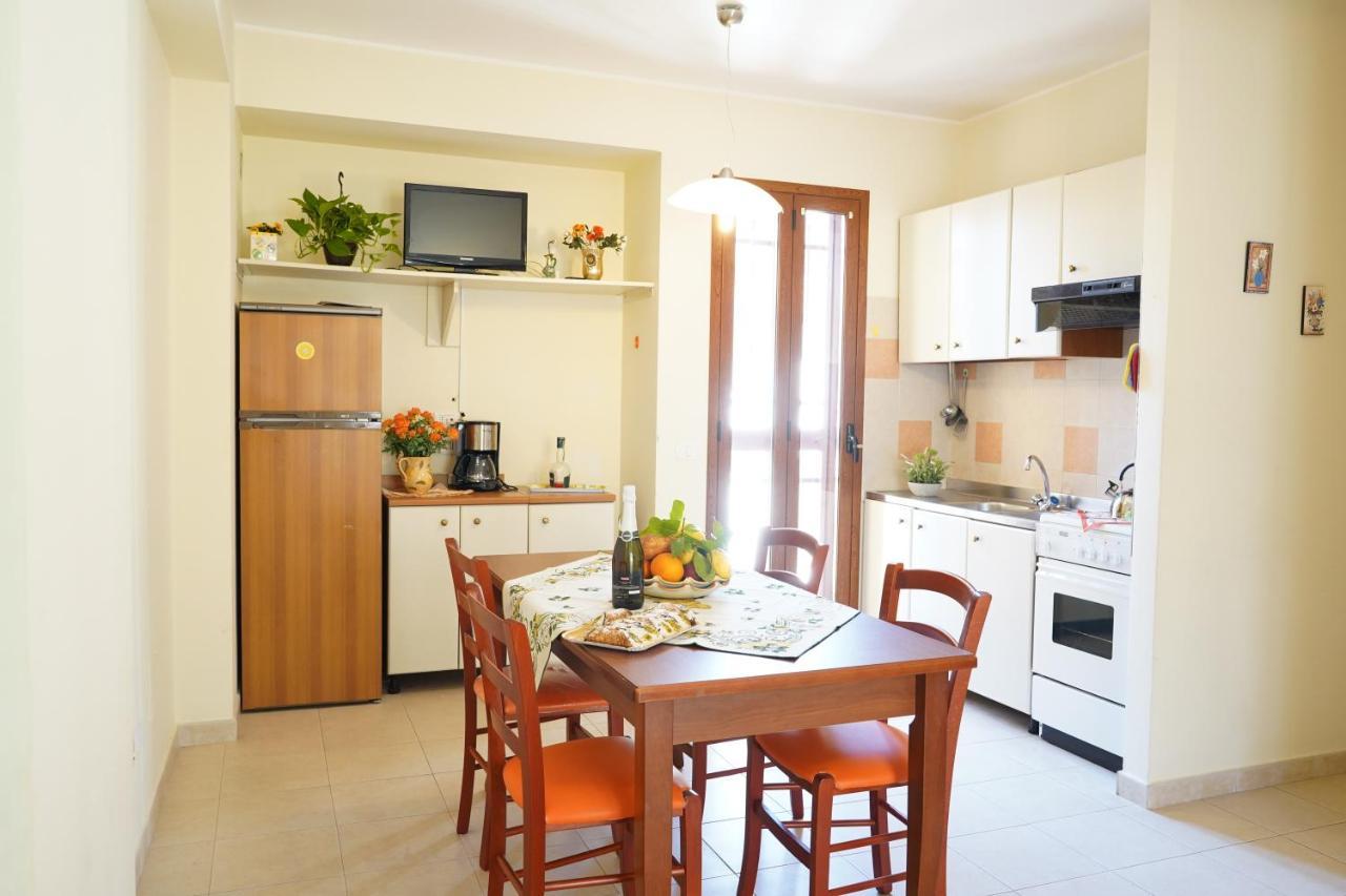 Vacanza Taormina Mare Mazzeo Luaran gambar